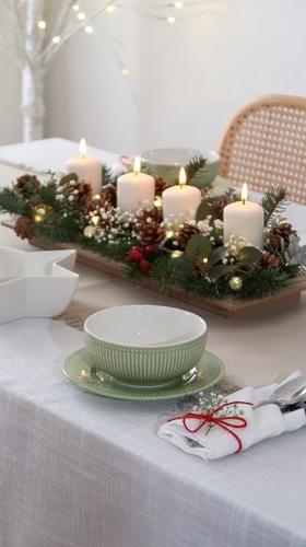 Kilka pomysłów na aranżację stołu na Boże Narodzenie i sylwestra