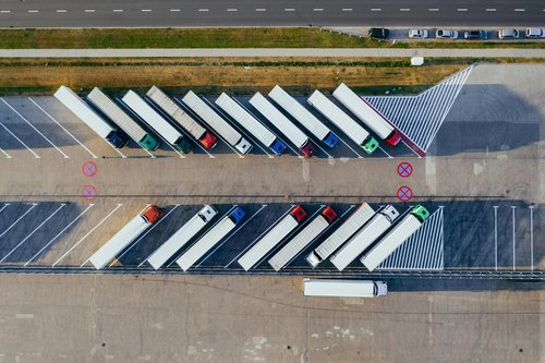 Rekrutację nowych pracowników deklarują firmy z branży transportu, logistyki i motoryzacji